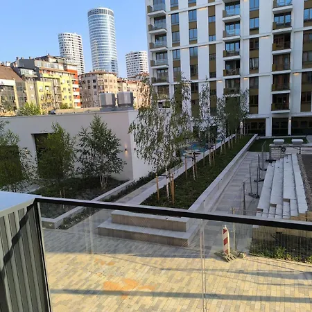 Waterfront Shine Quartet 3 *