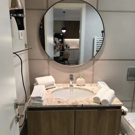 Waterfront Shine Quartet 3 Apartament Belgrad